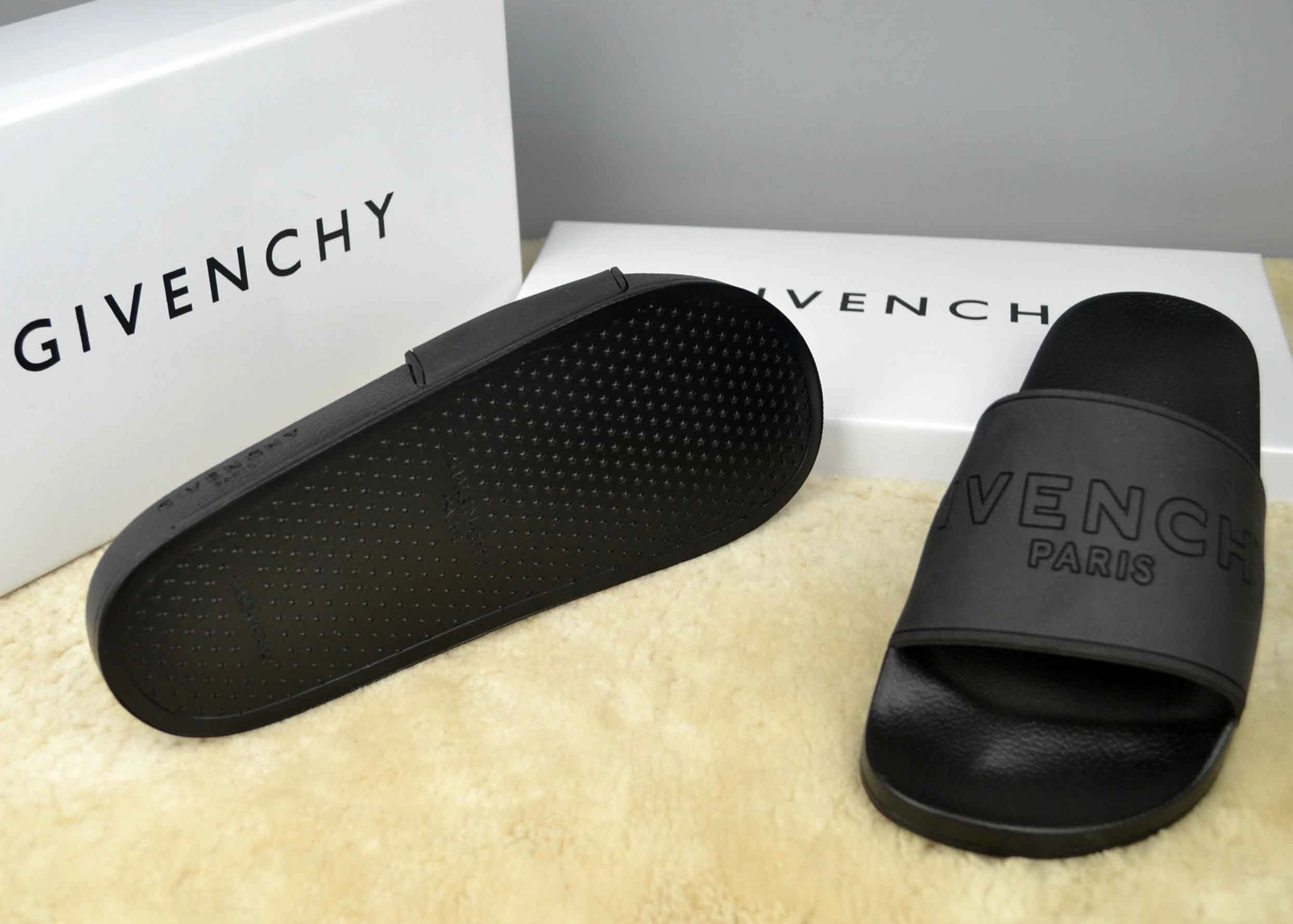 Soft 6324 Givenchy Slippers For Men