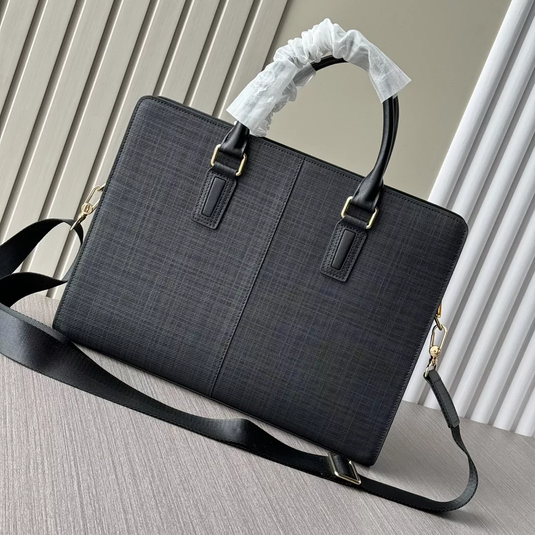 Soft 6397 Prada AAA Man Handbags