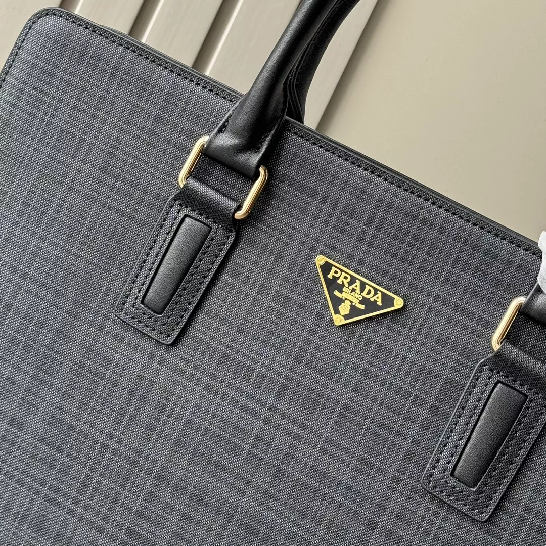 Soft 6397 Prada AAA Man Handbags