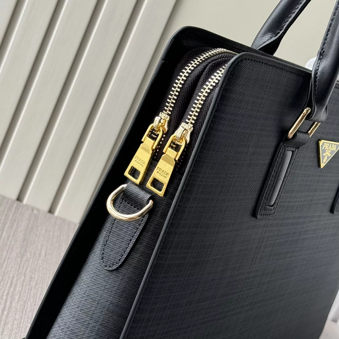 Soft 6397 Prada AAA Man Handbags