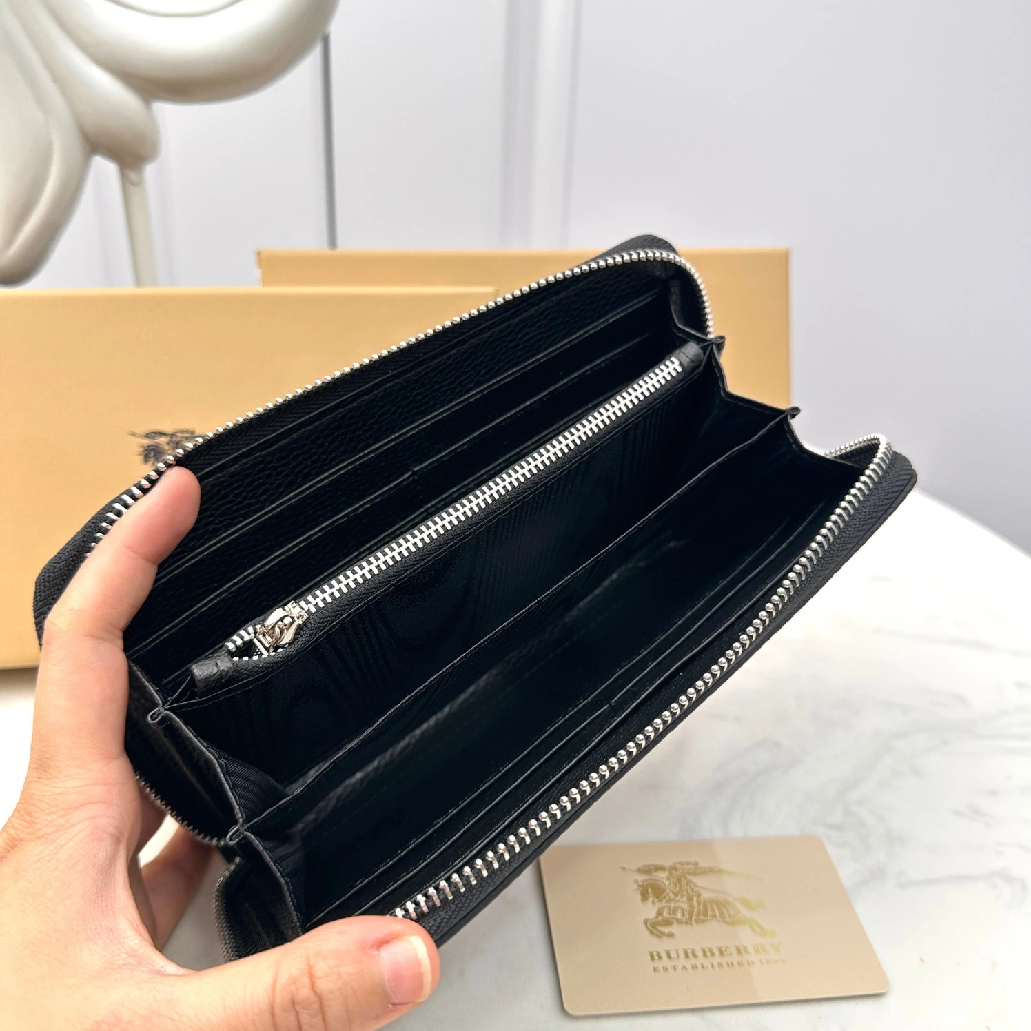 Soft 6688 Burberry AAA Man Wallets