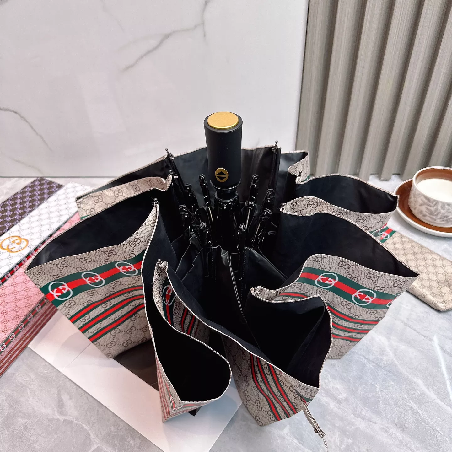 Soft 6777 Gucci Umbrellas