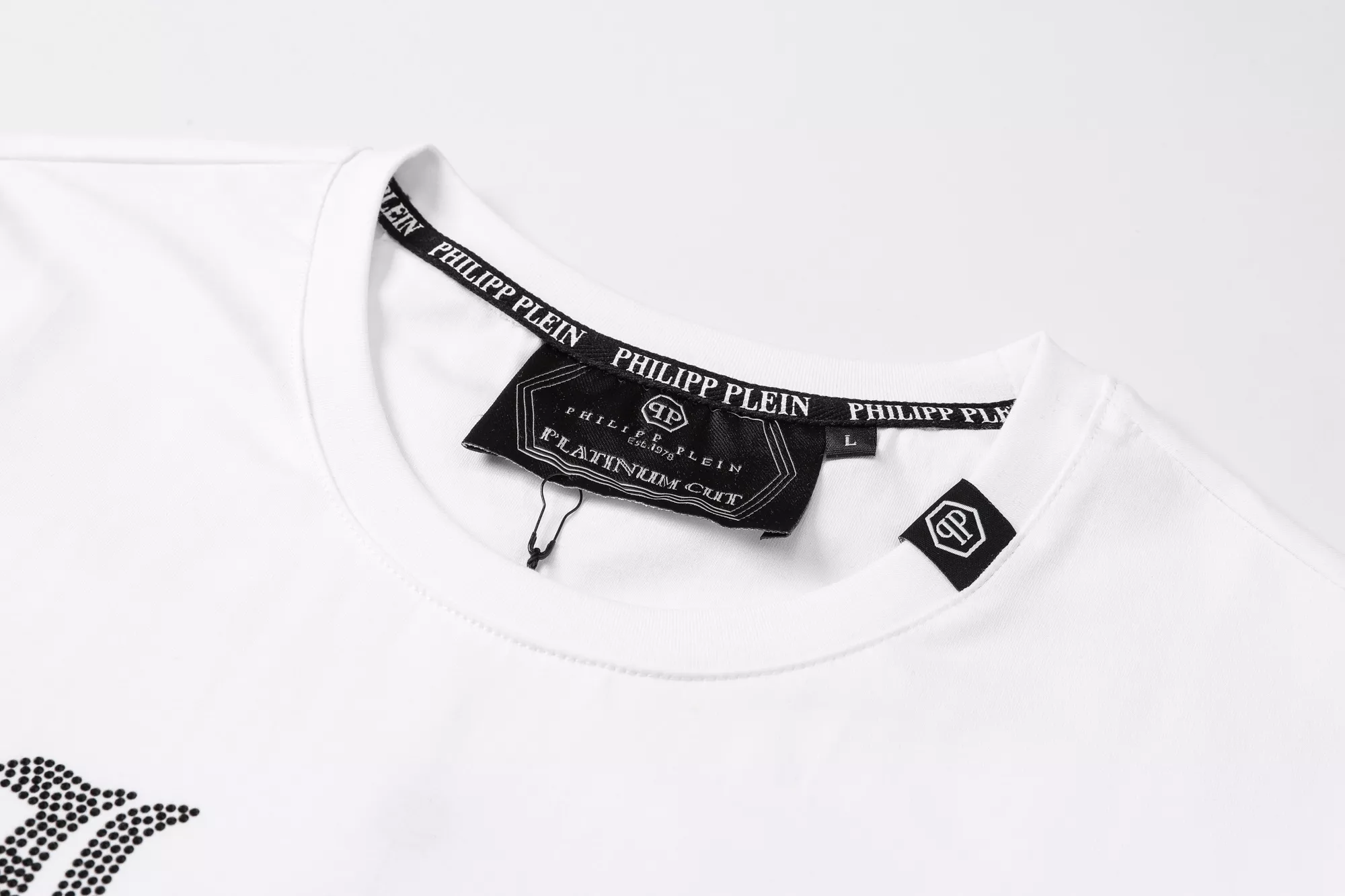 Soft 6819 Philipp Plein PP T-Shirts Short Sleeved For Men