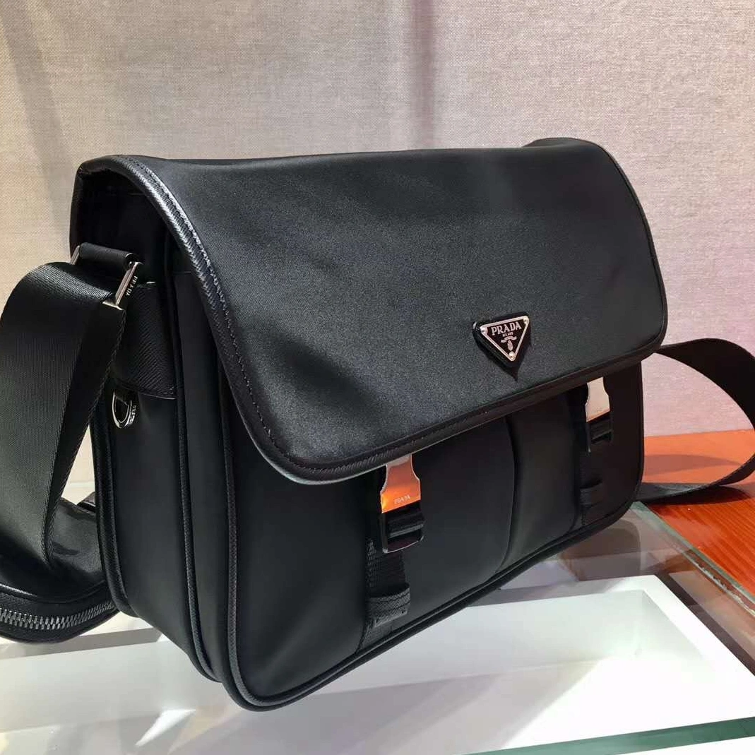 Soft 6873 Prada AAA Man Messenger Bags