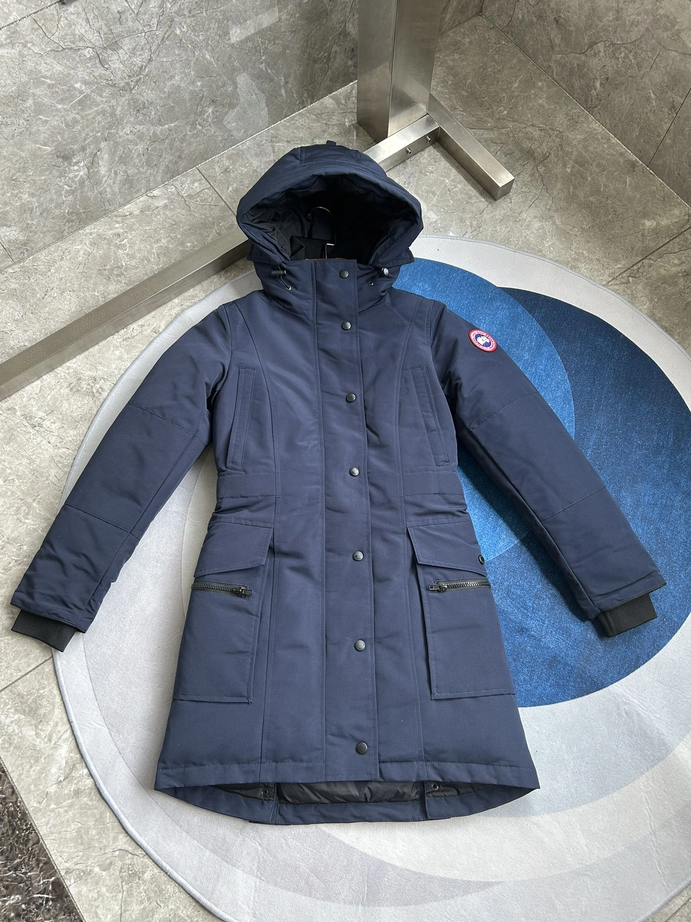 Soft 6880 Canada Goose Down Feather Coat Long Sleeved For Women