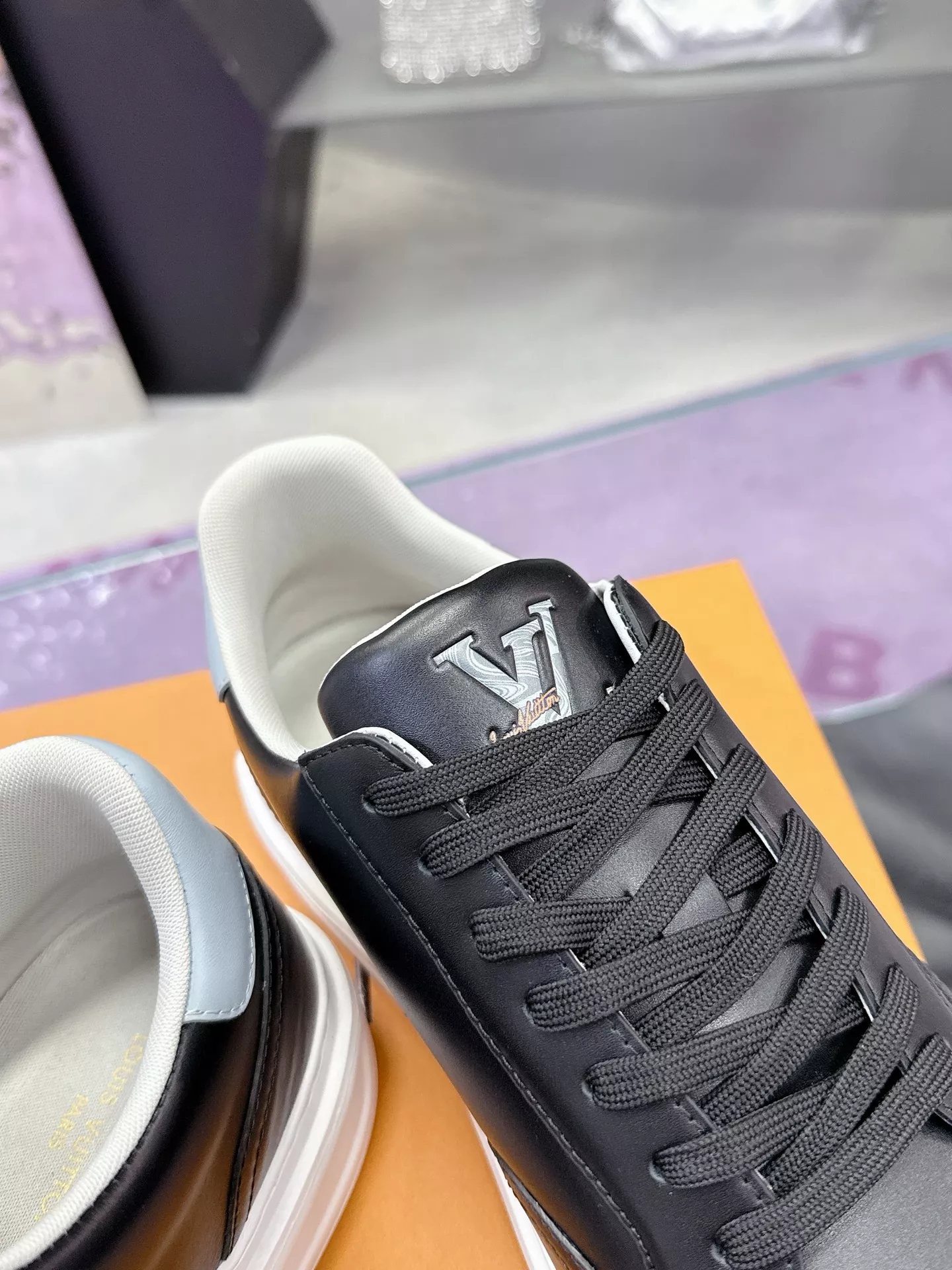 Soft 6915 Louis Vuitton Casual Shoes For Men