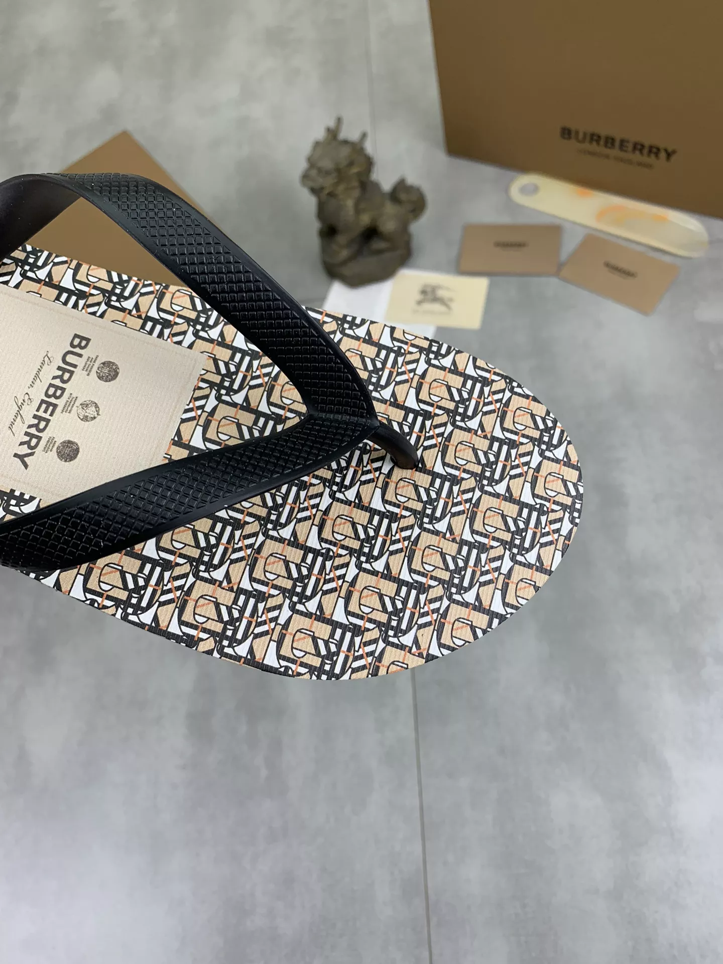 Soft 7194 Burberry Slippers For Women