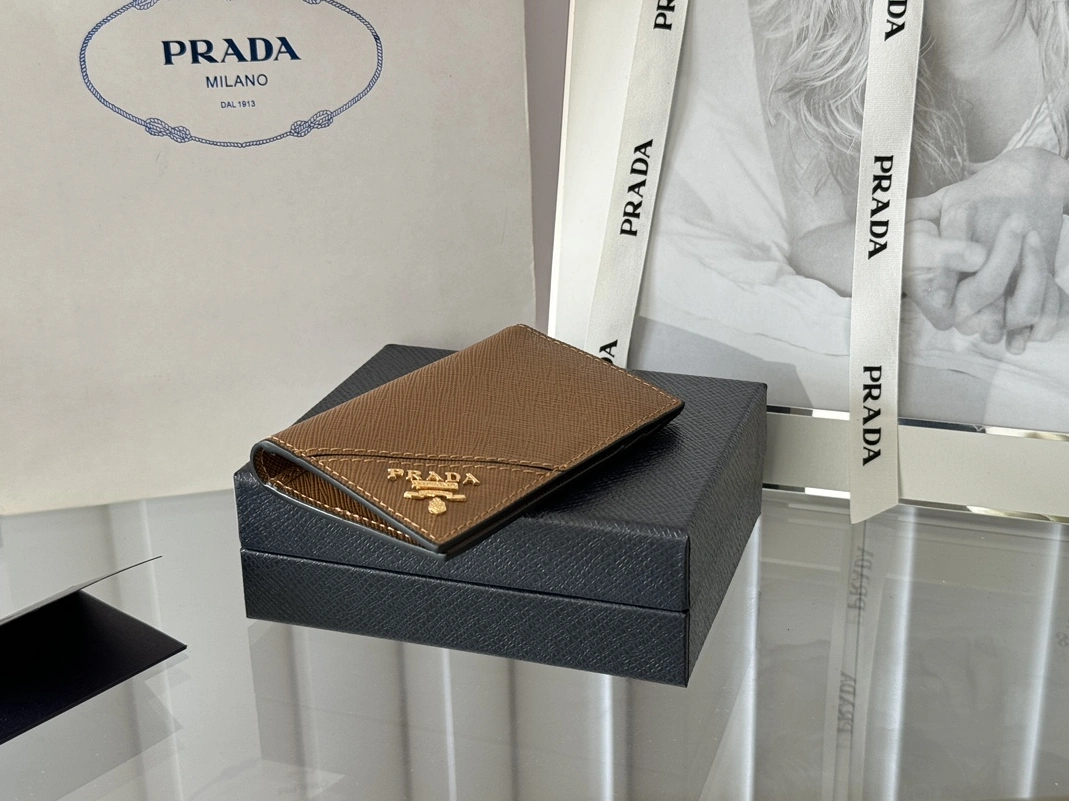 Soft 7215 Prada AAA Quality Card Case