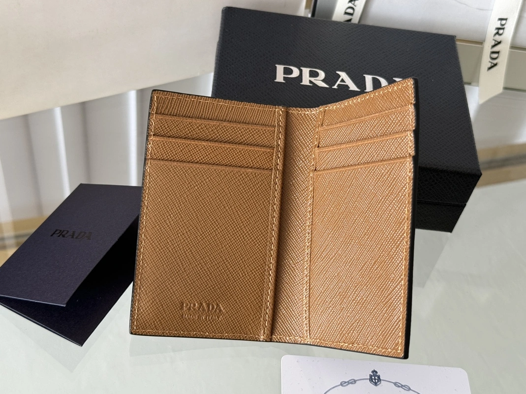 Soft 7215 Prada AAA Quality Card Case