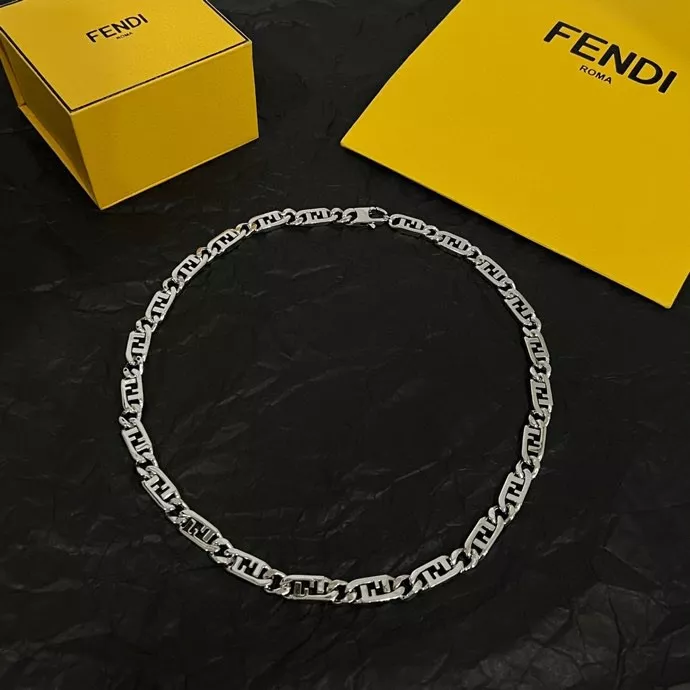 Soft 7239 Fendi Necklaces
