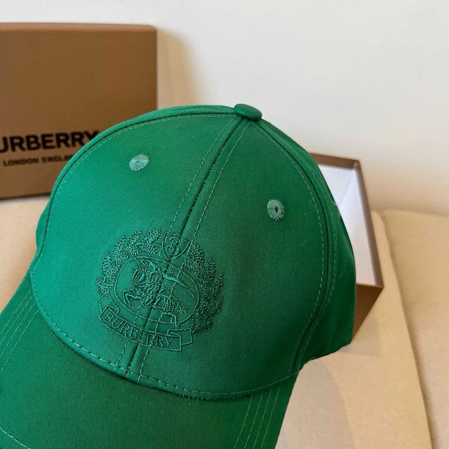Soft 7271 Burberry Caps