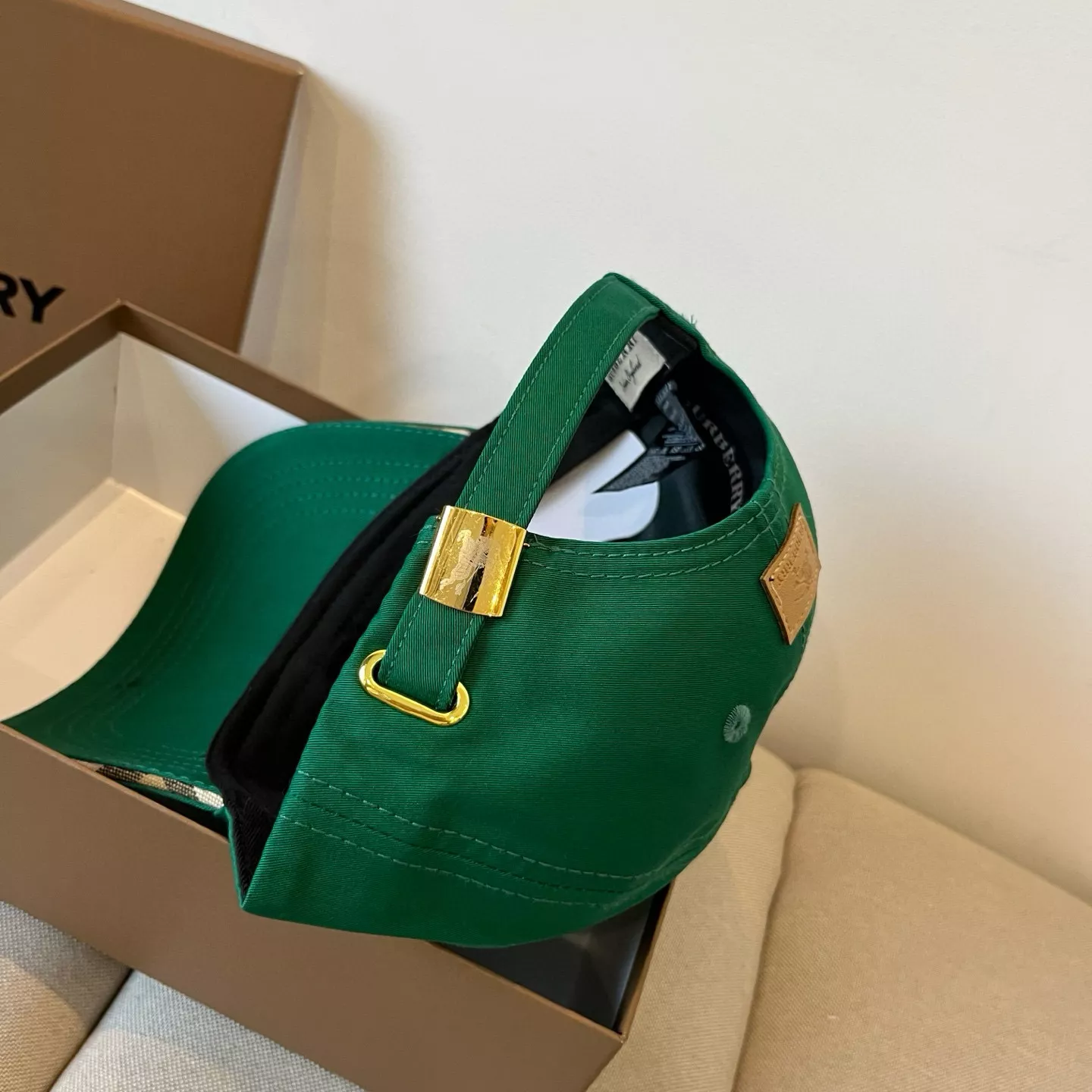 Soft 7271 Burberry Caps