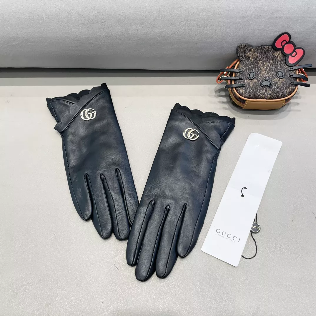 Soft 7323 Gucci Gloves For Women