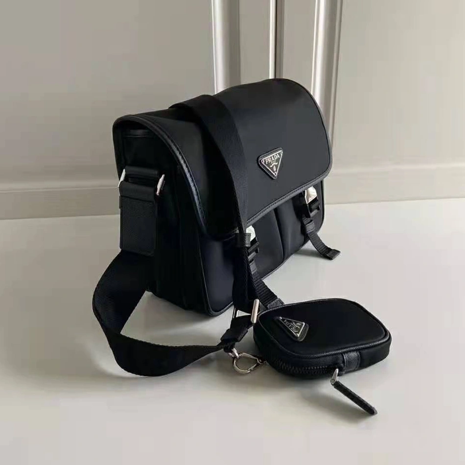 Soft 7474 Prada AAA Man Messenger Bags