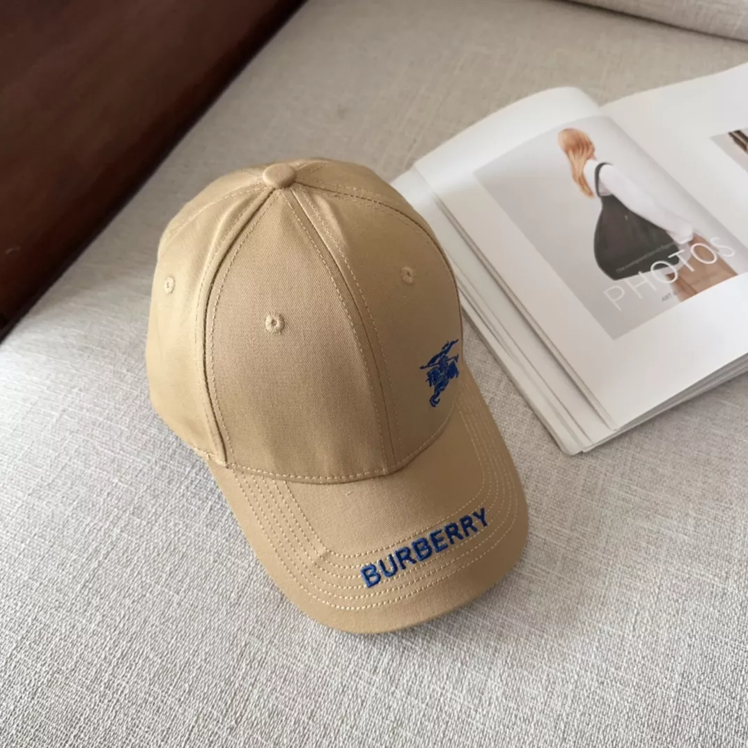 Soft 7817 Burberry Caps