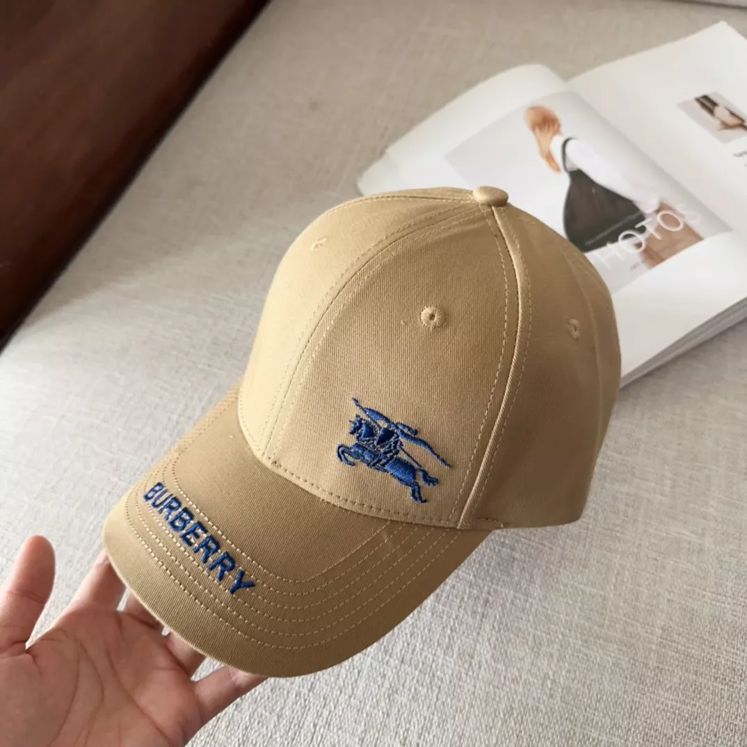 Soft 7817 Burberry Caps