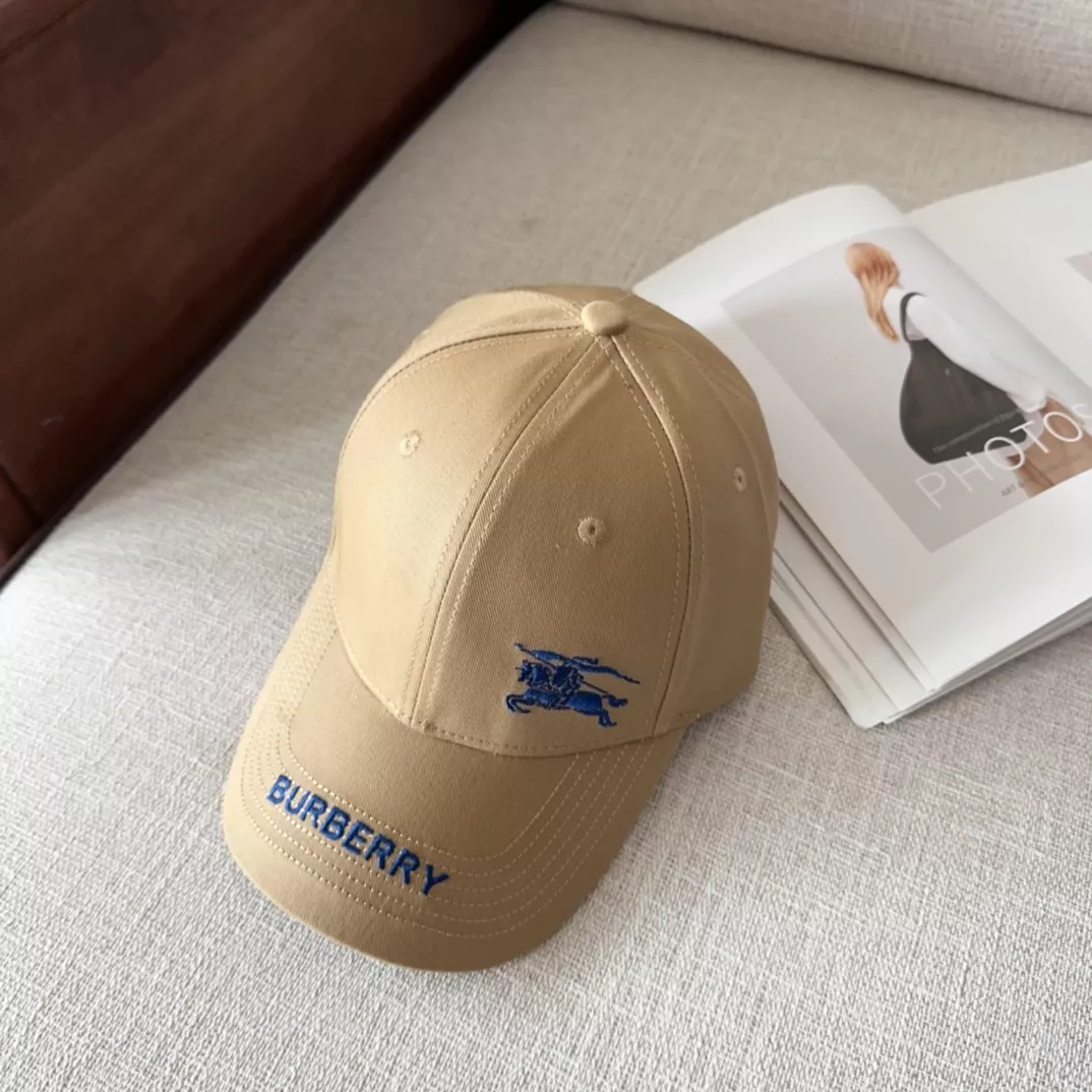Soft 7817 Burberry Caps