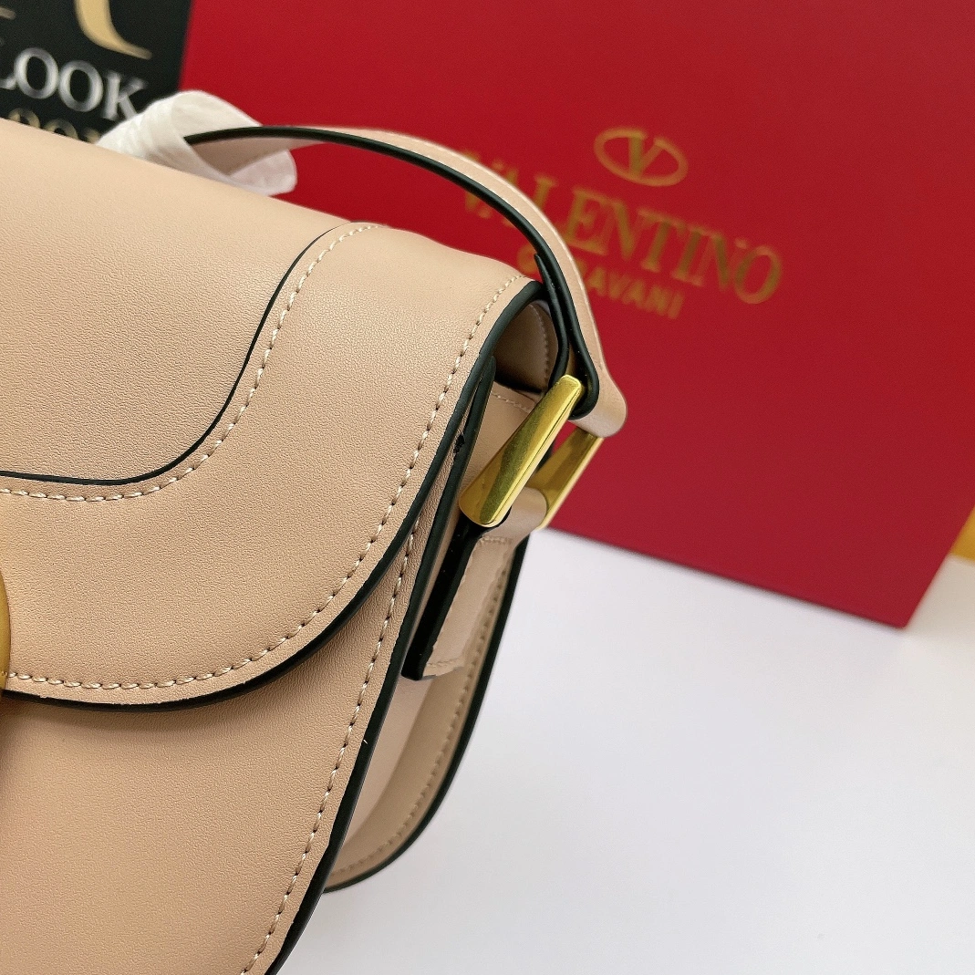 Soft 7866 Valentino AAA Quality Messenger Bags For Women