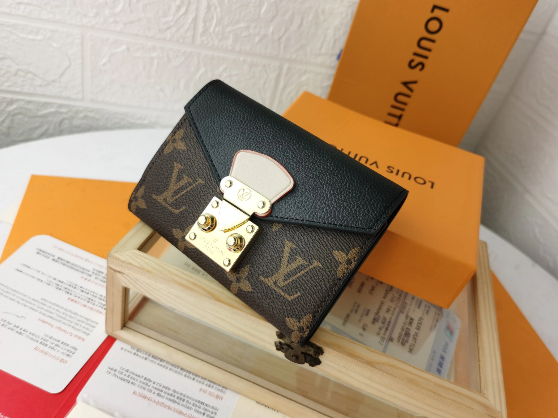 Soft 7956 Louis Vuitton LV Card Case For Women