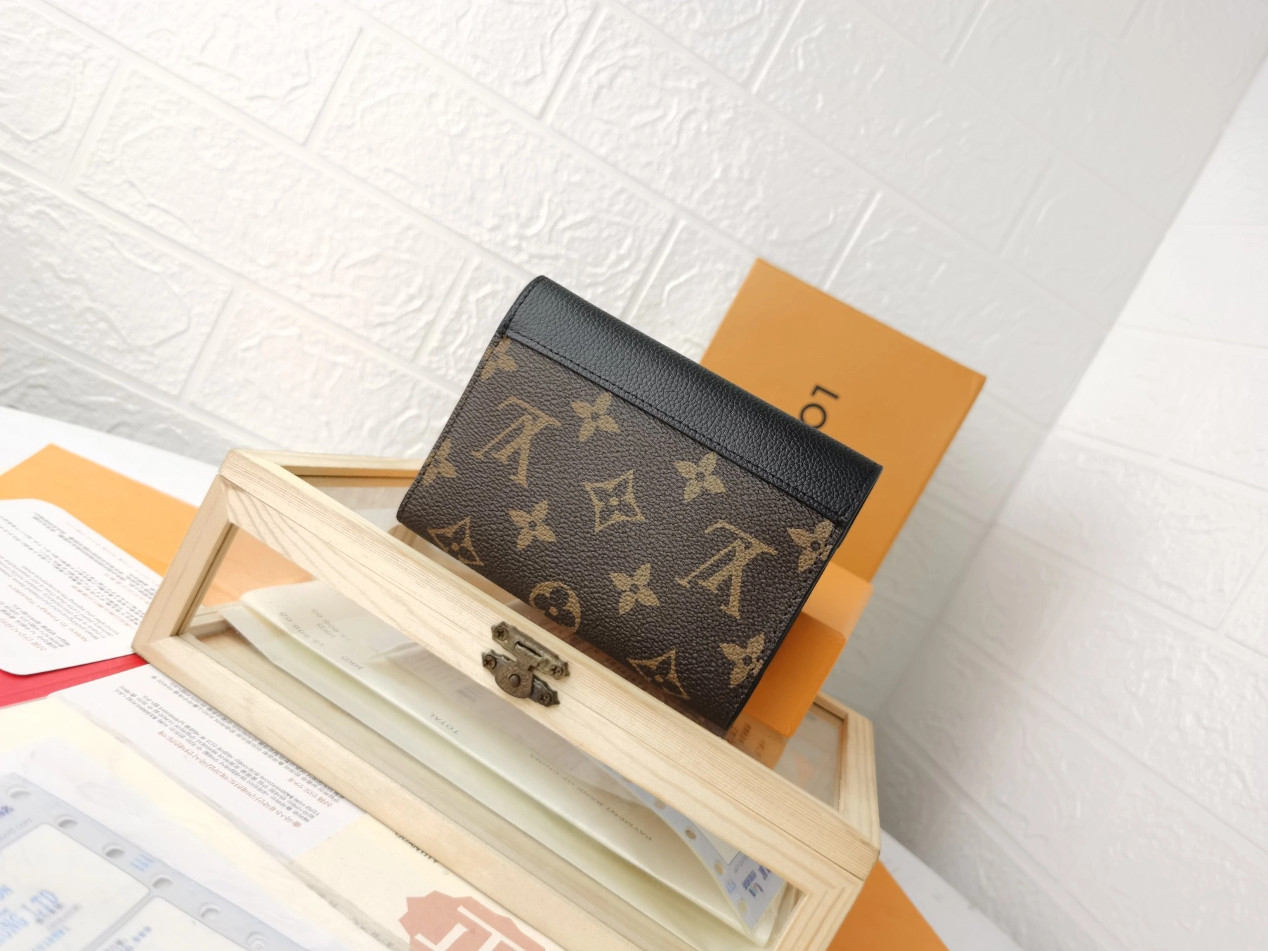 Soft 7956 Louis Vuitton LV Card Case For Women