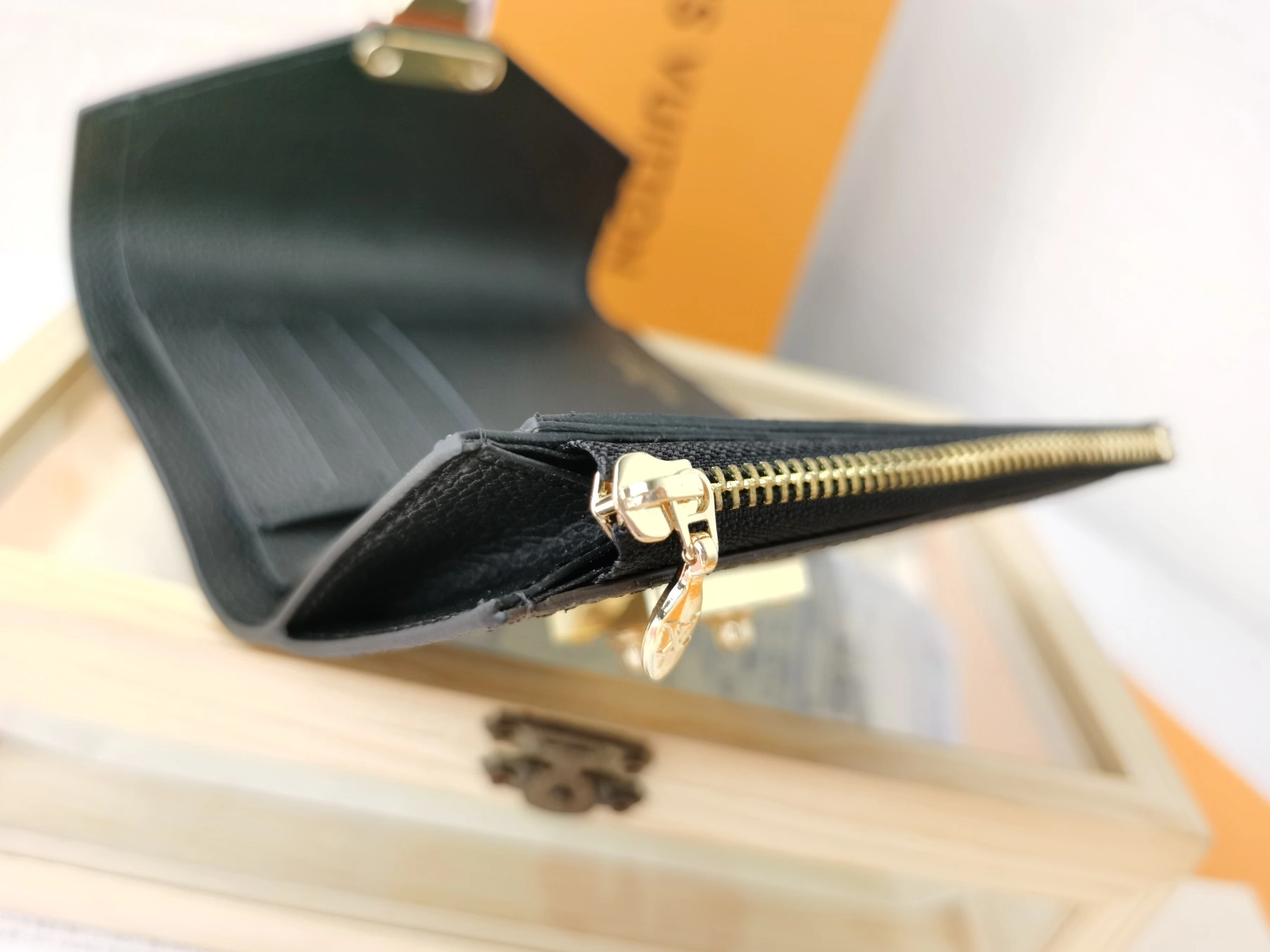 Soft 7956 Louis Vuitton LV Card Case For Women