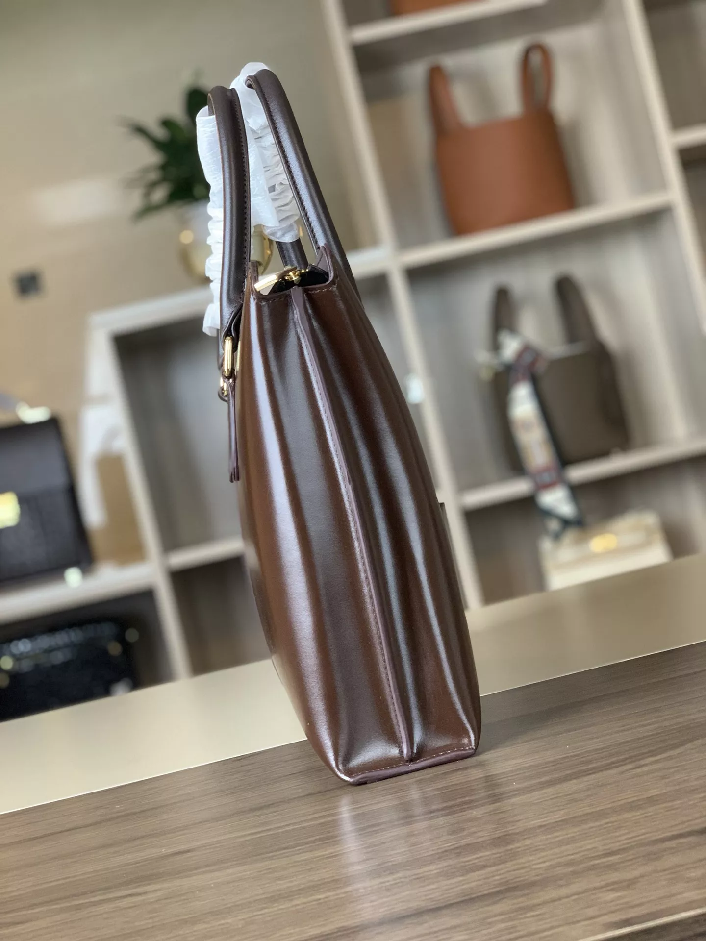 Soft 7964 Louis Vuitton AAA Man Handbags