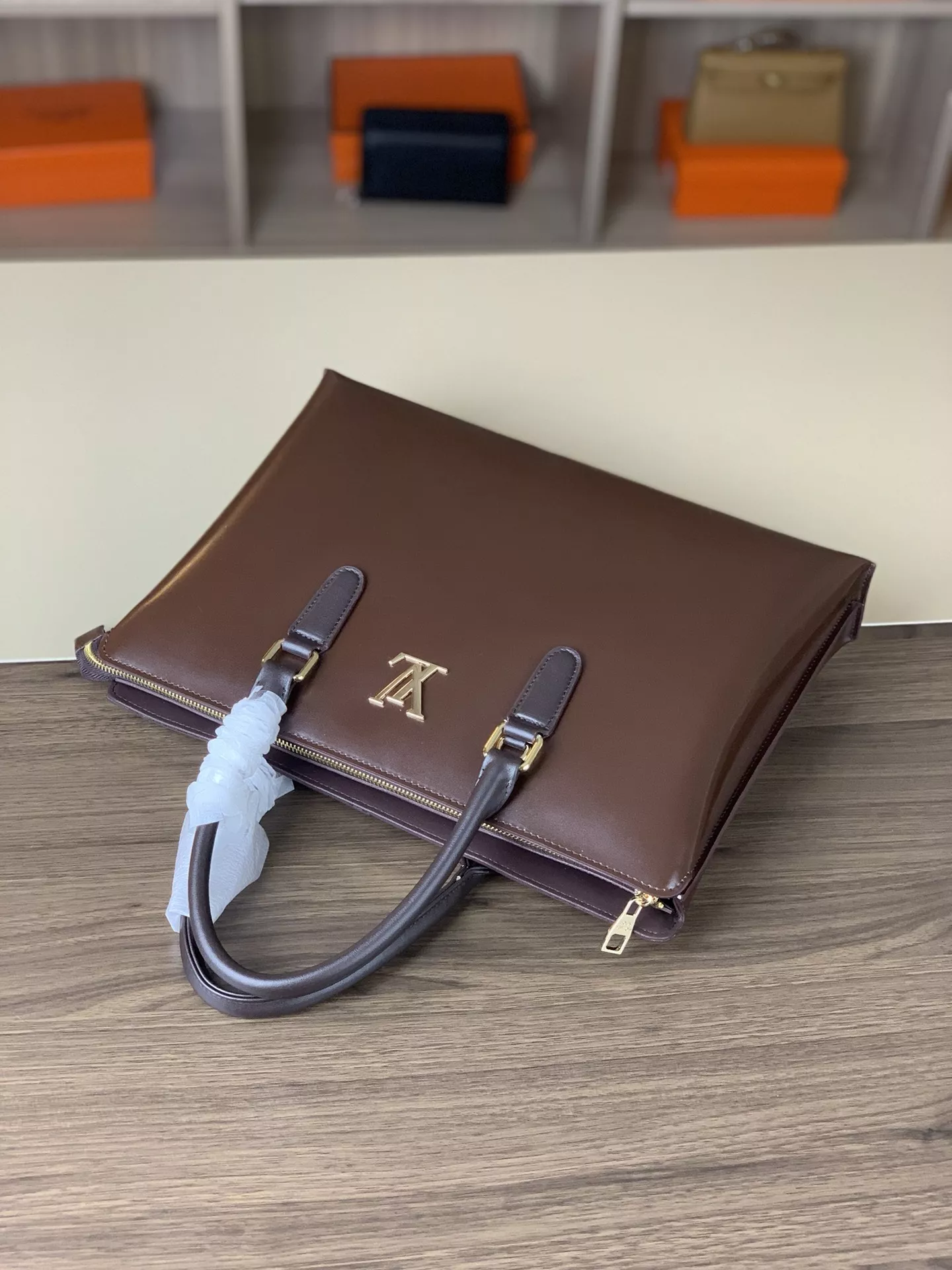 Soft 7964 Louis Vuitton AAA Man Handbags