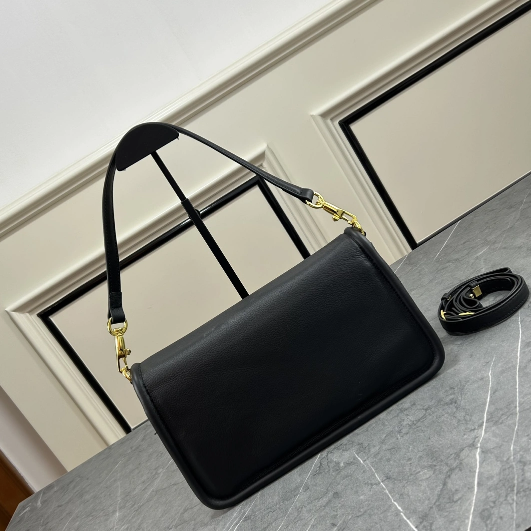 Soft 7996 Valentino AAA Quality Shoulder Bags For Women