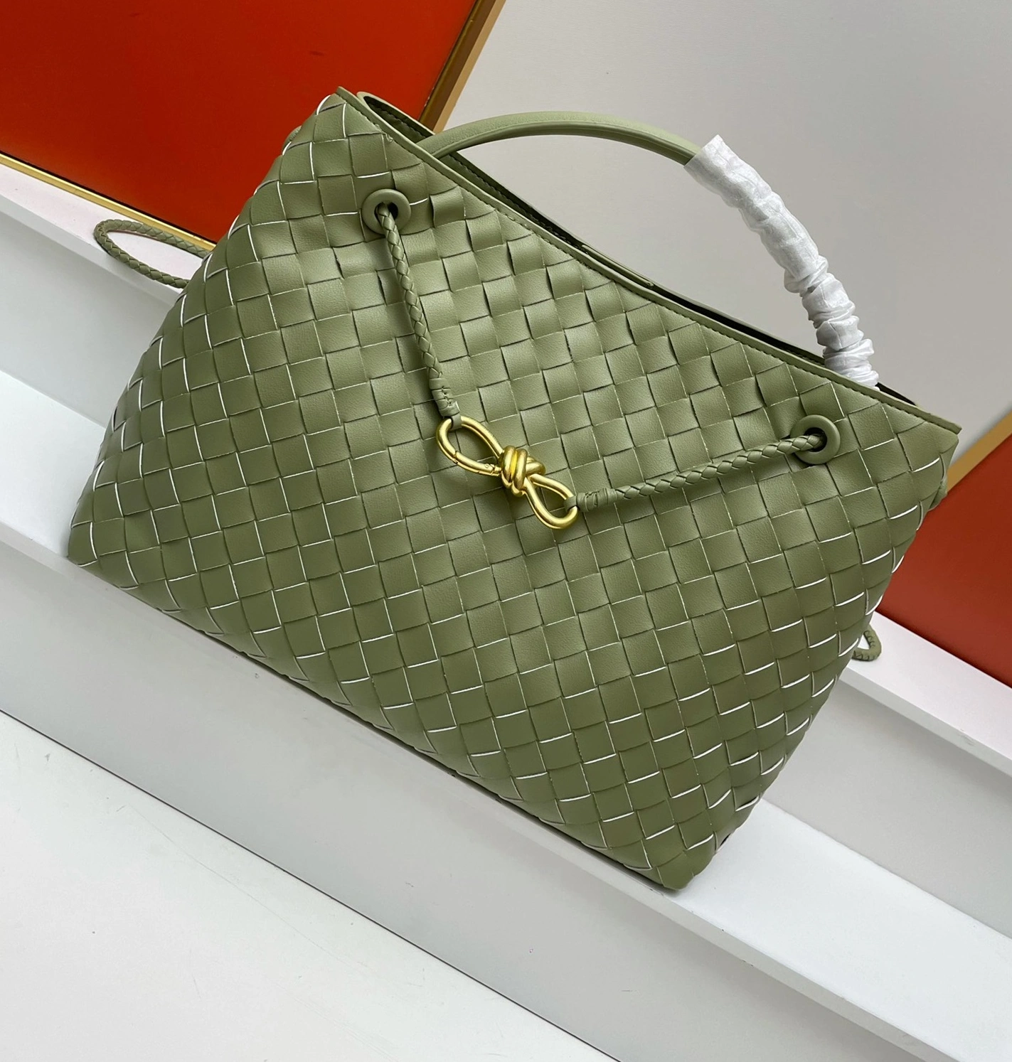 Soft 8215 Bottega Veneta BV AAA Quality Handbags For Women