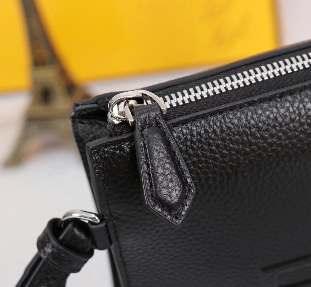 Soft 8283 Fendi AAA Man Wallets