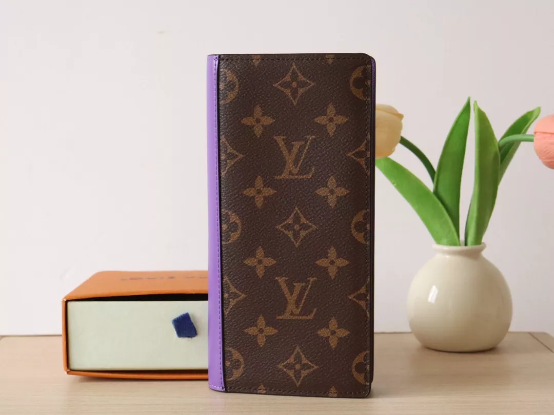 Soft 8302 Louis Vuitton AAA Quality Card Case