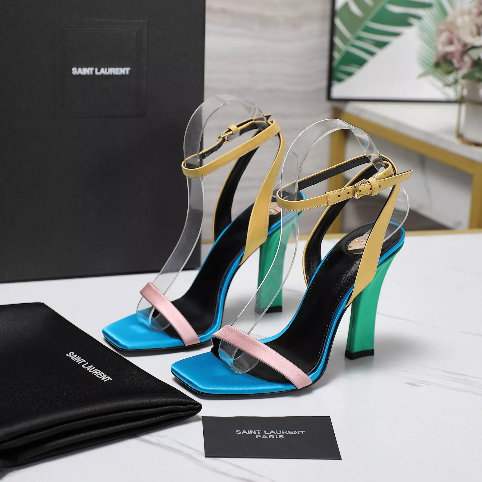 Soft 8446 Yves Saint Laurent YSL Sandal For Women