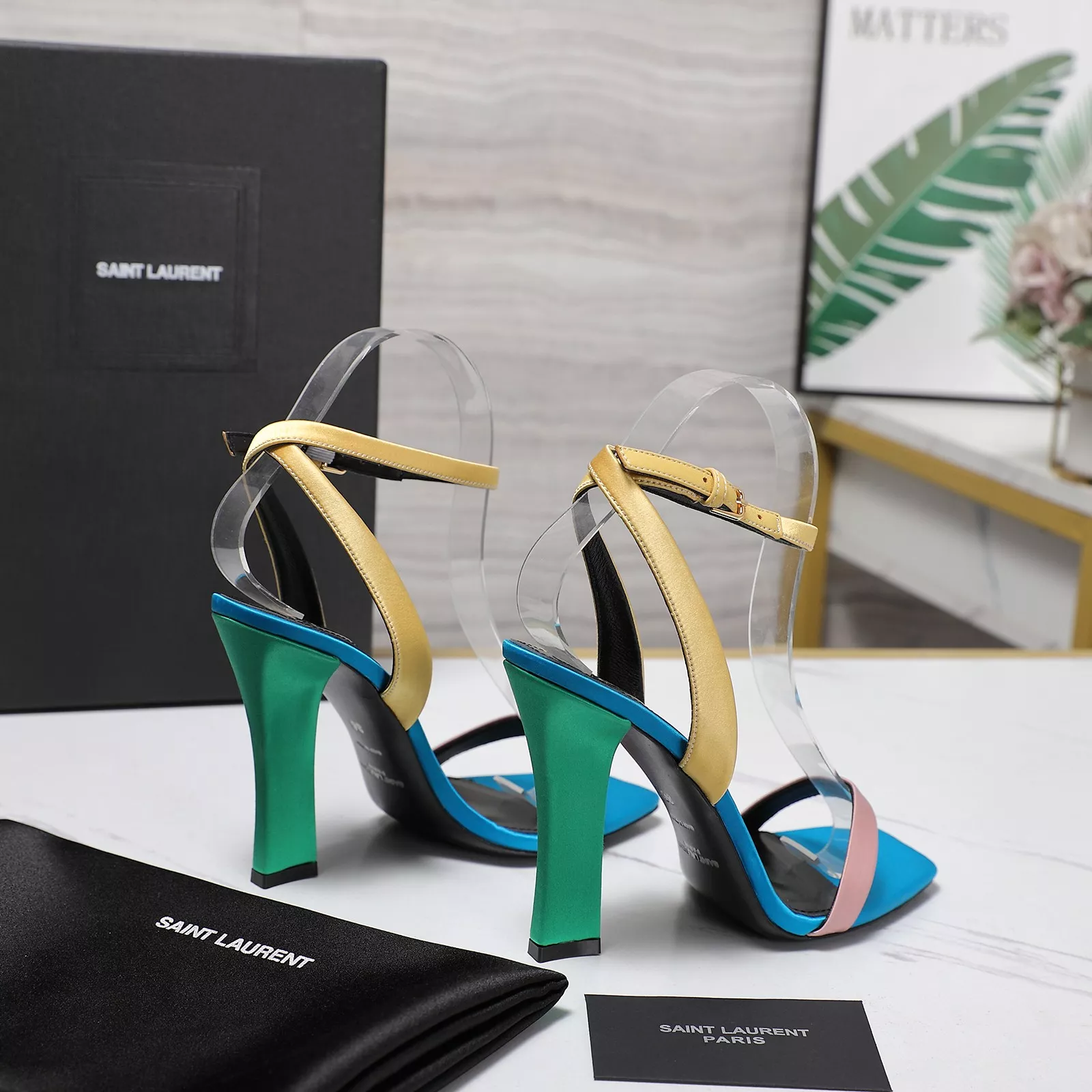 Soft 8446 Yves Saint Laurent YSL Sandal For Women