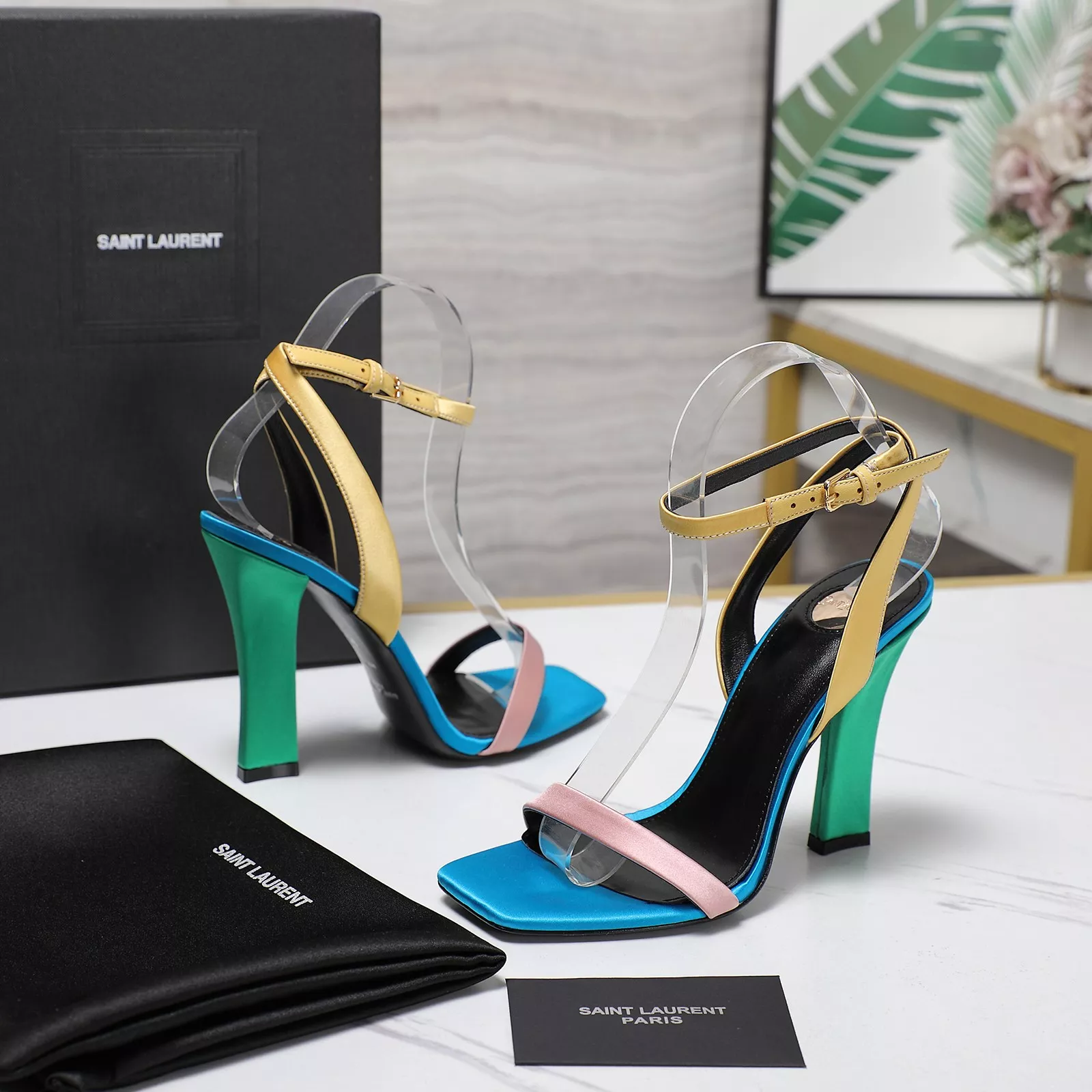 Soft 8446 Yves Saint Laurent YSL Sandal For Women