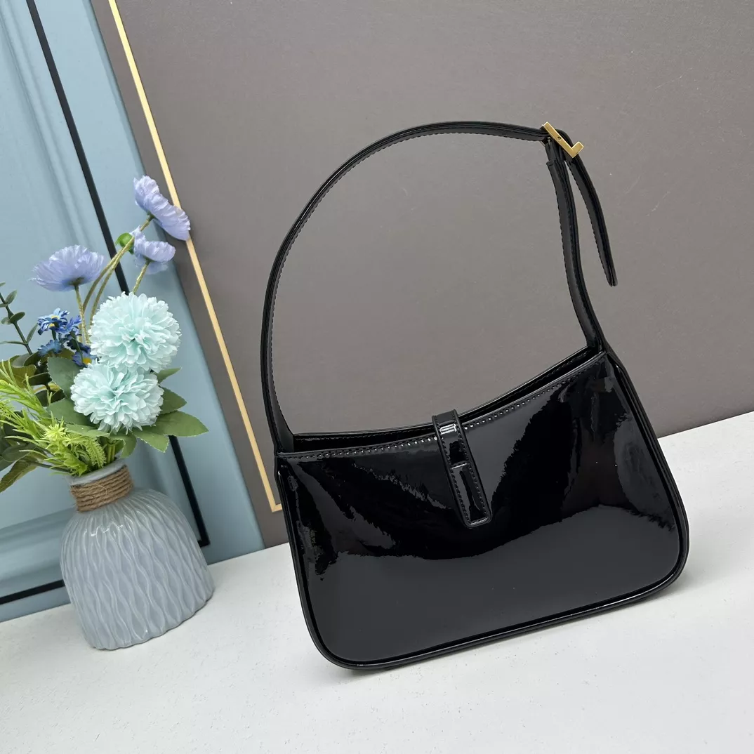 Soft 8552 Yves Saint Laurent YSL AAA Quality Shoulder Bags For Women