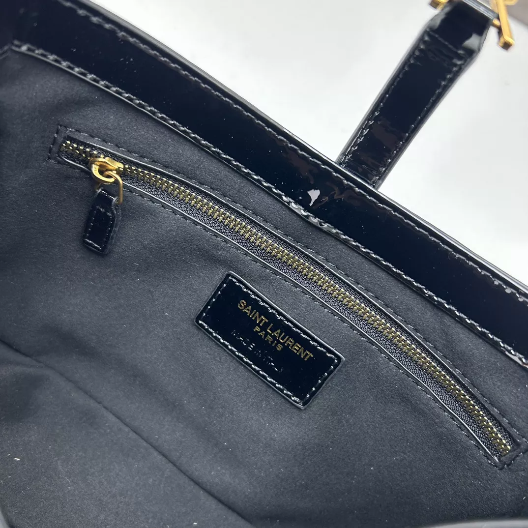 Soft 8552 Yves Saint Laurent YSL AAA Quality Shoulder Bags For Women