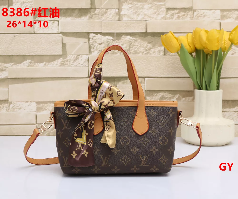 Soft 8569 Louis Vuitton HandBags For Women