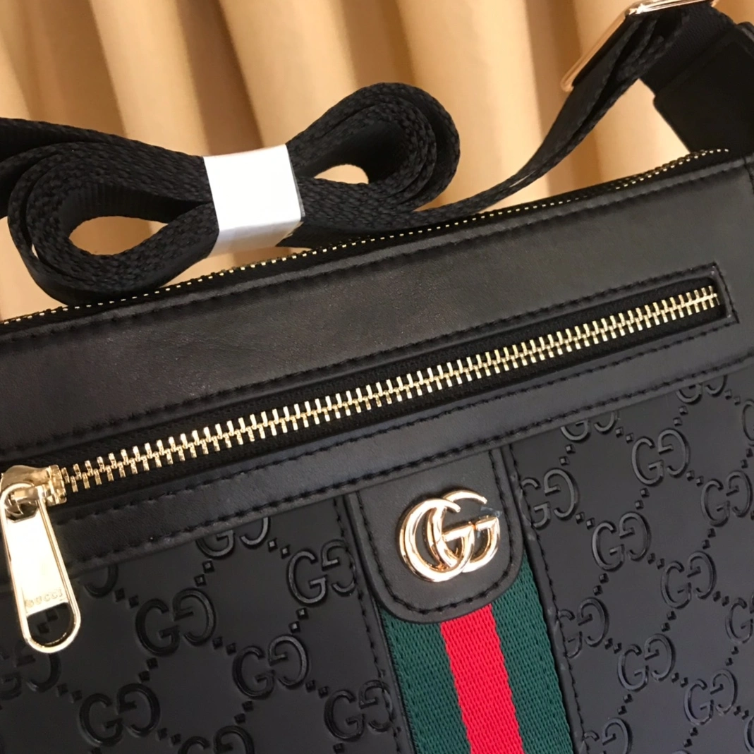 Soft 8583 Gucci AAA Man Messenger Bags