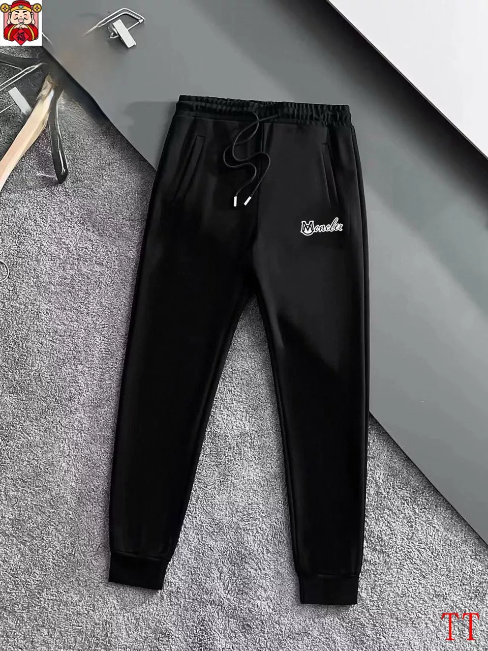 Soft 8597 Moncler Tracksuits Long Sleeved For Men