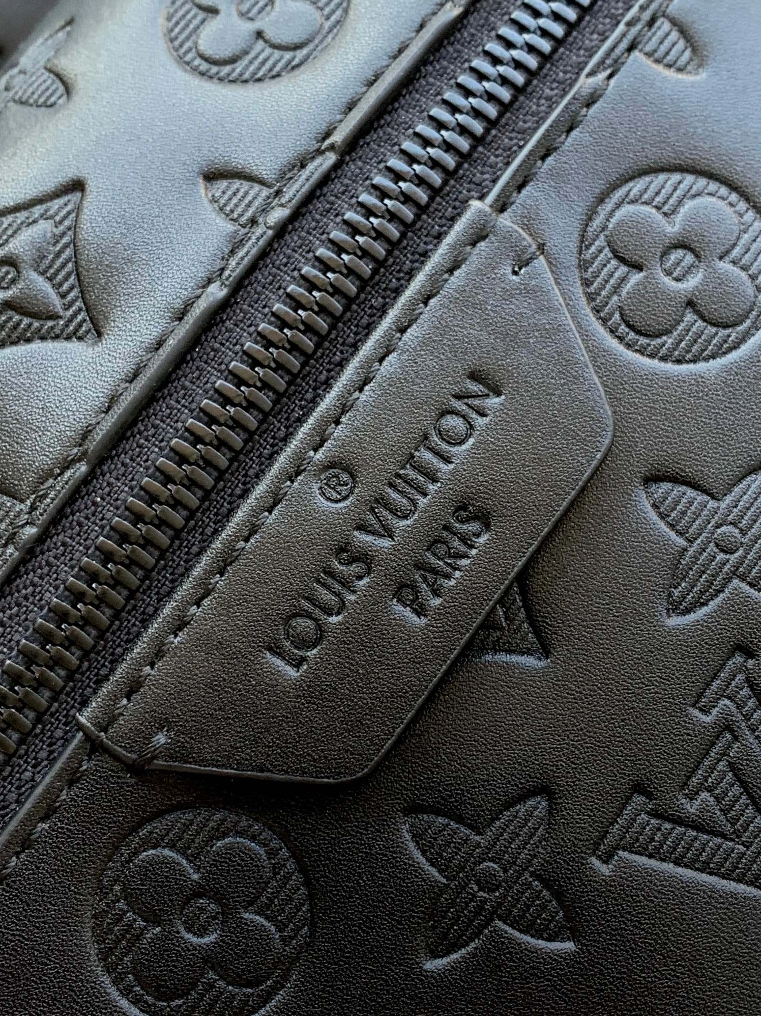 Soft 8601 Louis Vuitton LV AAA Man Backpacks