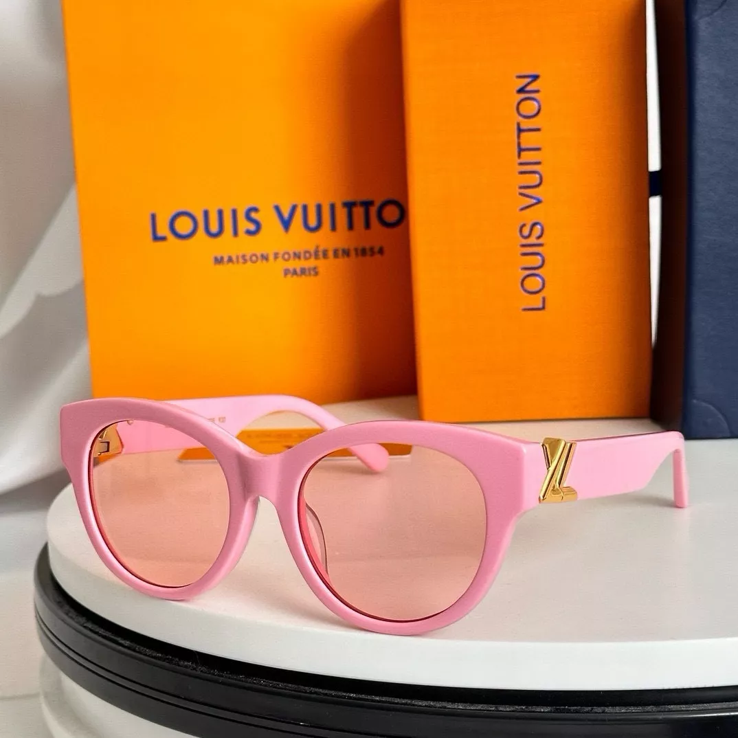 Soft 8612 Louis Vuitton AAA Quality Sunglasses