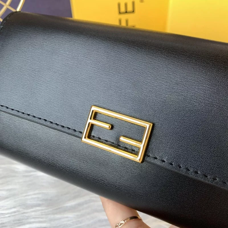 Soft 8667 Fendi AAA Quality Wallet For Women