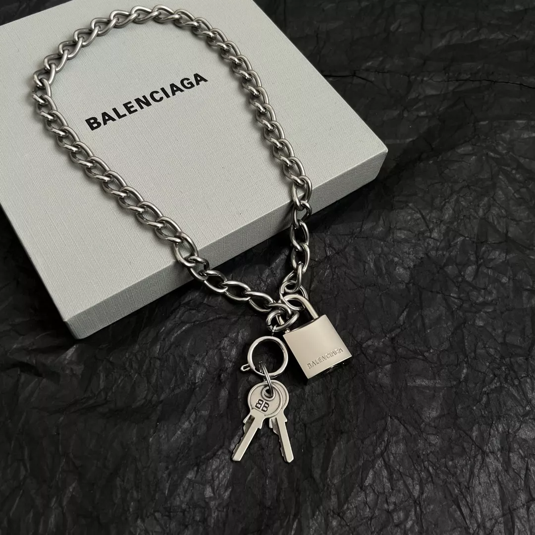Soft 8699 Balenciaga Necklaces
