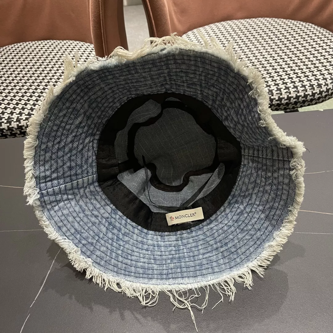 Soft 8741 Moncler Caps