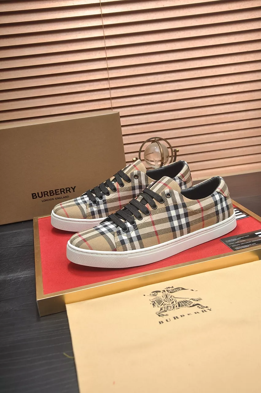 Soft 8831 Burberry Casual Shoes For Men
