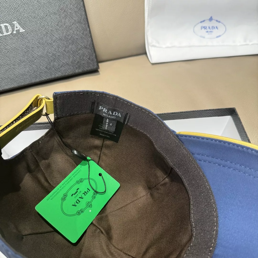 Soft 8886 Prada Caps