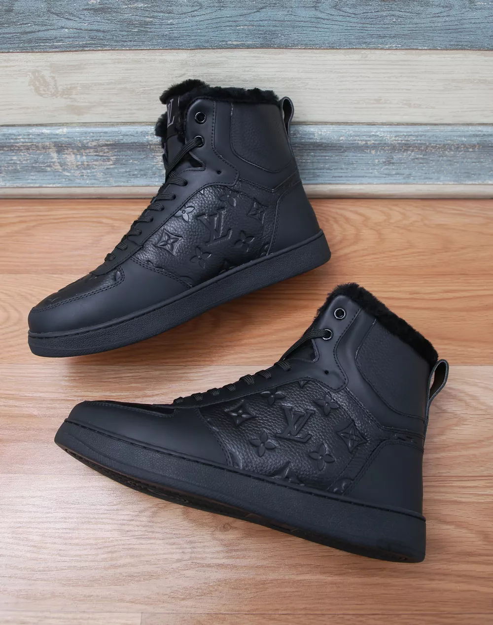 Soft 9157 Louis Vuitton High Tops Shoes For Men