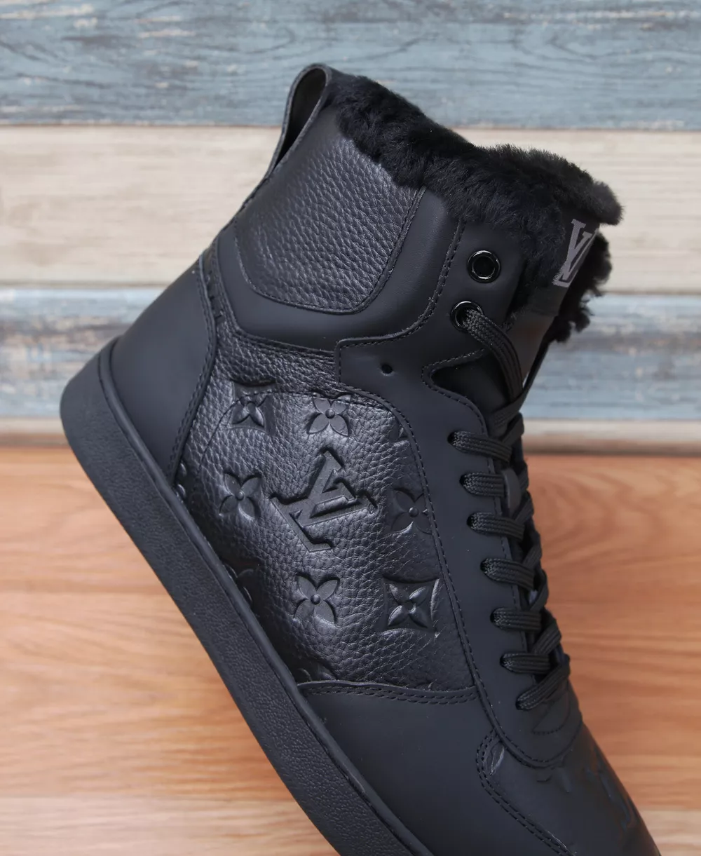 Soft 9157 Louis Vuitton High Tops Shoes For Men