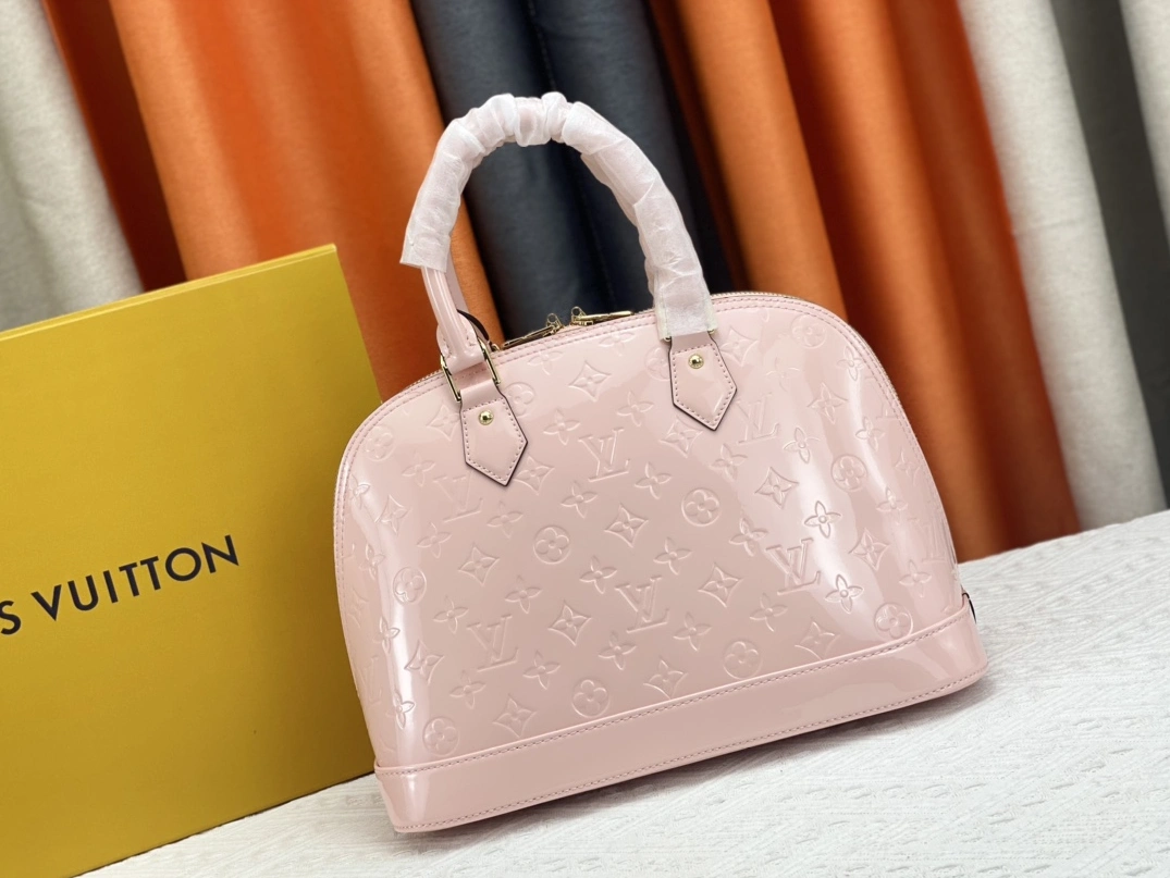 Soft 9283 Louis Vuitton AAA Quality Handbags For Women
