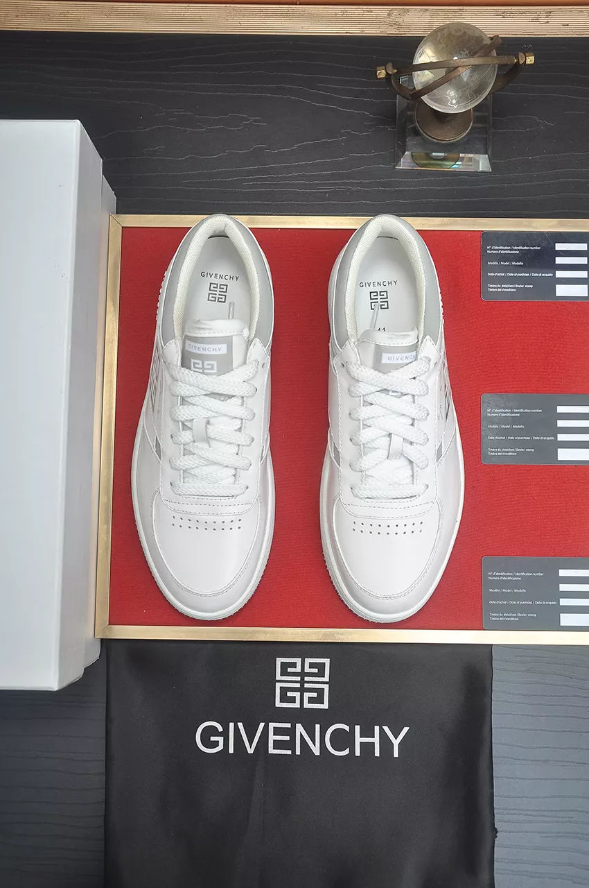 Soft 9285 Givenchy Casual Shoes For Men
